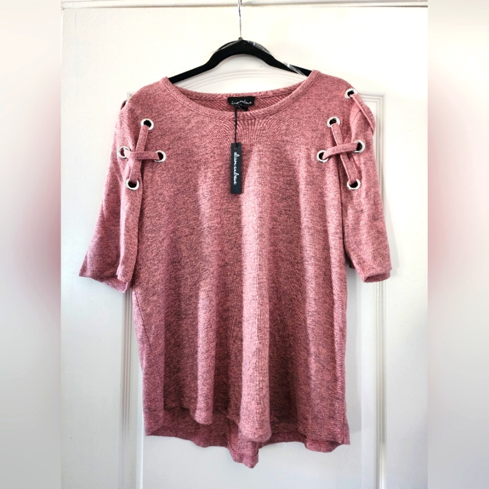 NWT Dusty Pink Alison Andrews Blouse